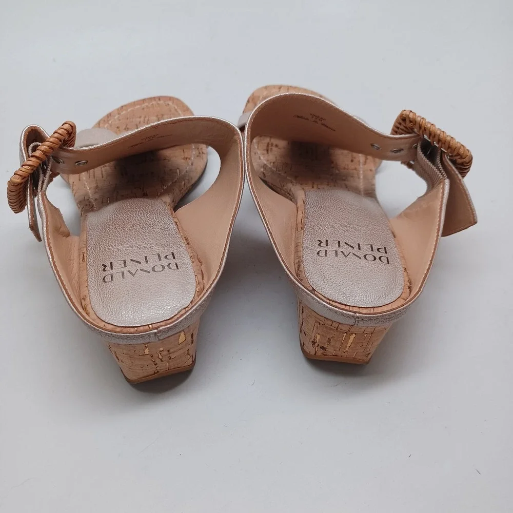 Donald Pliner VINESP Champagne Metallic Cork Wedge Sandals Woven Buckle 7.5M